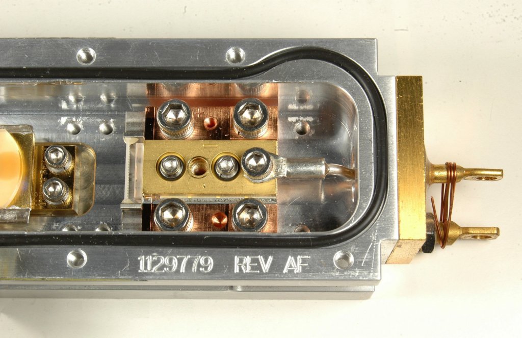 coherentgenesis5321000smxopslpump_diode_closeup.jpg