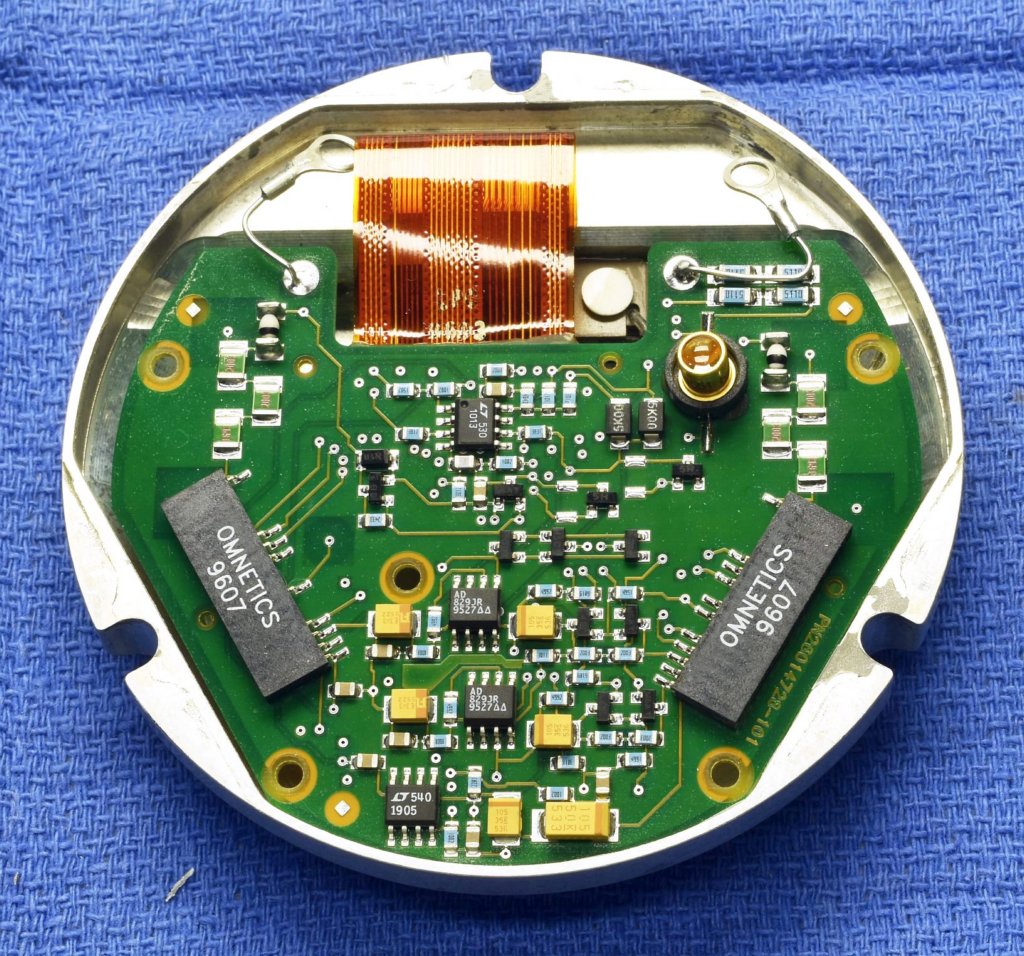 gg1320afpcb_bottom_closeup1.jpg