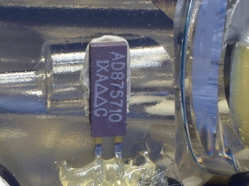 gg1320aftemperature_sensor_cloesup1.jpg