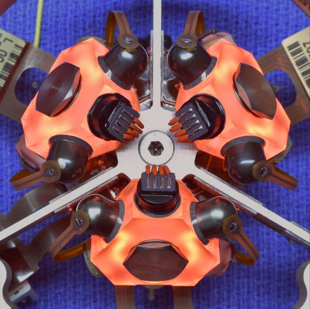 hg1700ag13imu_triple_gg1308_rlg_assembly_twilight_powered_bottom_closeup0.jpg