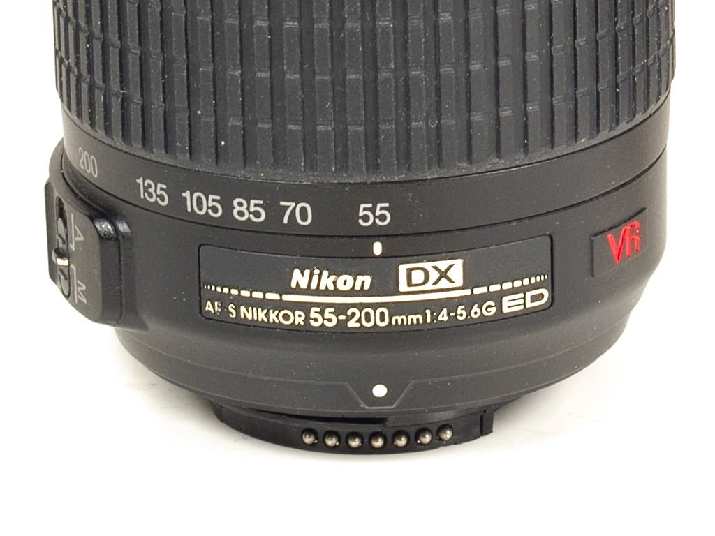 afsdx55200mmvrmarkings_closeup.jpg