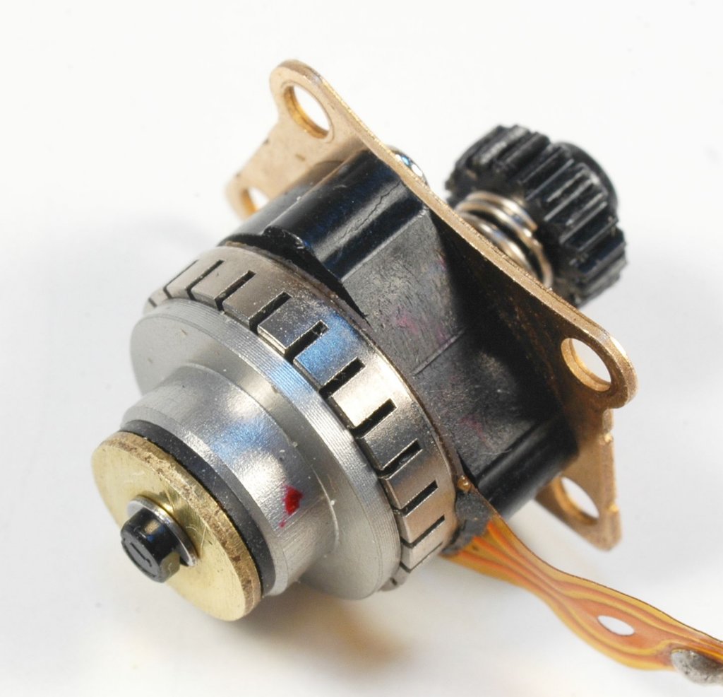 afsdx55200mmvrswmmount_closeup2.jpg