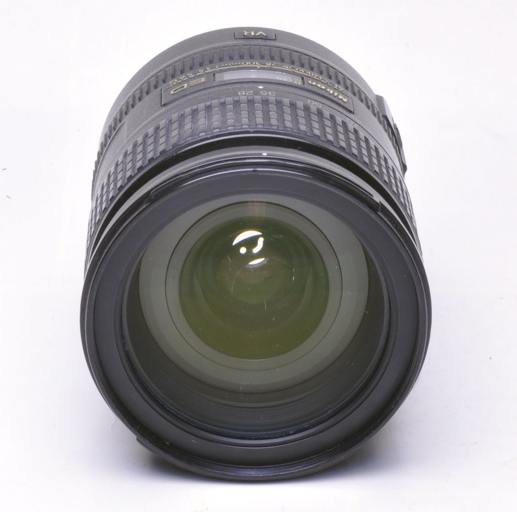 nikonafsnikkor28300mmf_3556gedvrfront1_down.jpg