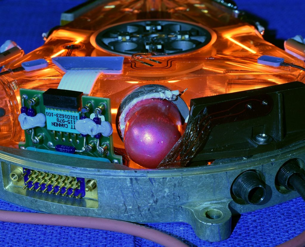 gg1342glowing_closeup2.jpg